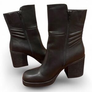 Korks Moergan Side Zip Boots